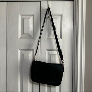 Chic Black Crossbody Bag